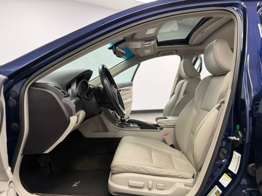 Used 2013 Acura TL w/ Technology Package FWD image 30