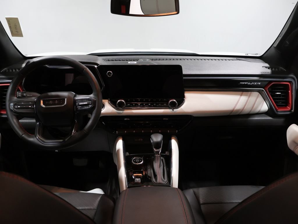 Used 2025 GMC Canyon AT4 w/ AT4X Package image 20