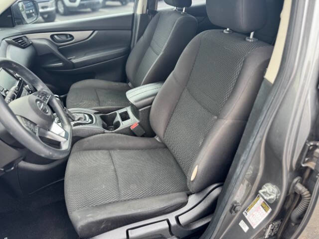 Used 2019 Nissan Rogue Sport S w/ Appearance Package image 12