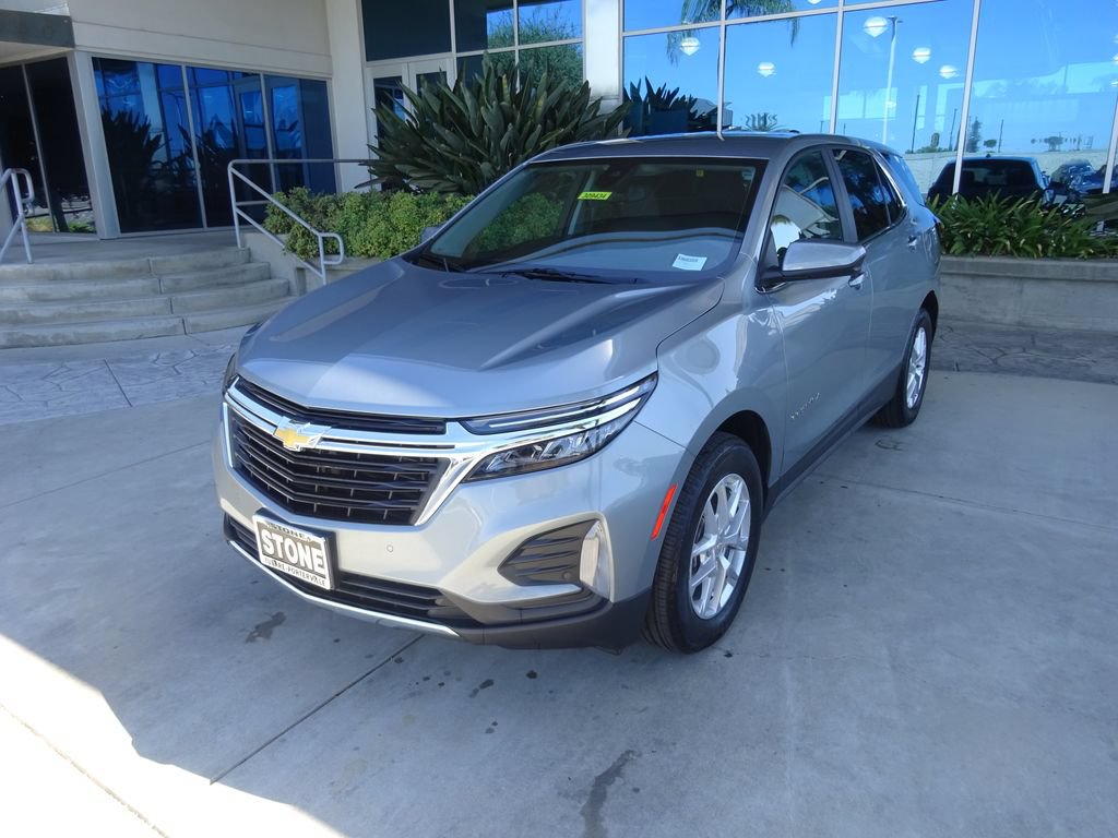 Certified 2024 Chevrolet Equinox LT FWD image 3