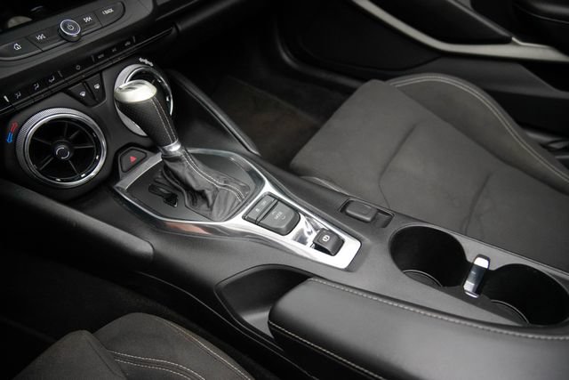 Used 2017 Chevrolet Camaro SS RWD image 29
