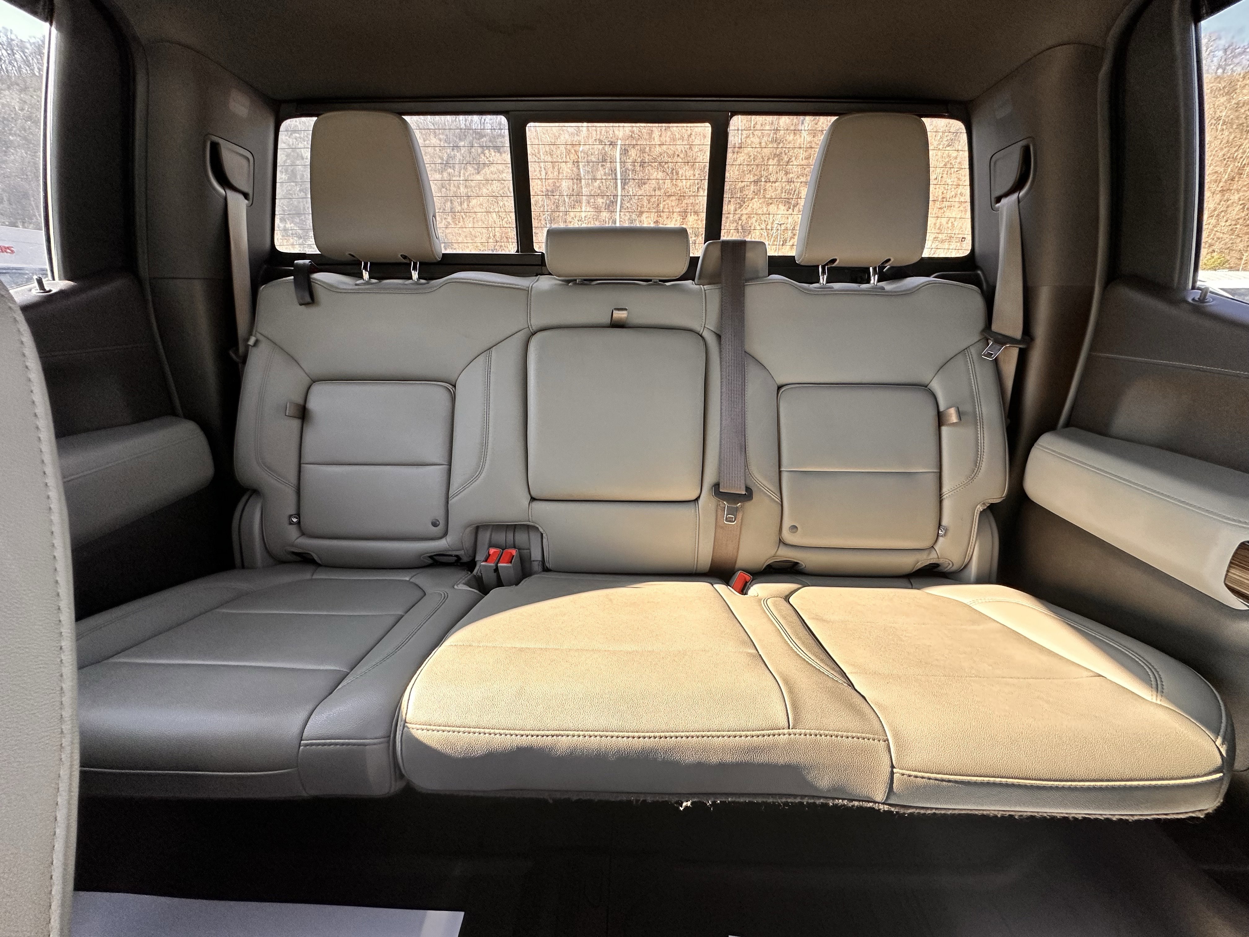 Used 2019 Chevrolet Silverado 1500 LT Trail Boss image 23