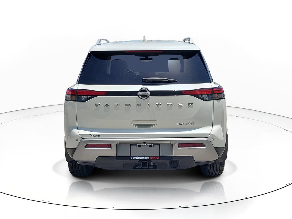 Certified 2024 Nissan Pathfinder Platinum FWD image 4