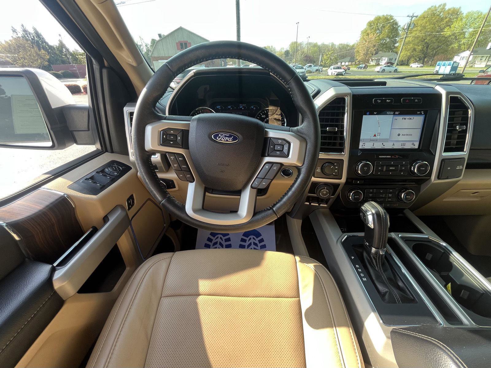 Used 2017 Ford F150 Lariat w/ Equipment Group 501A Mid AWD/4WD image 4