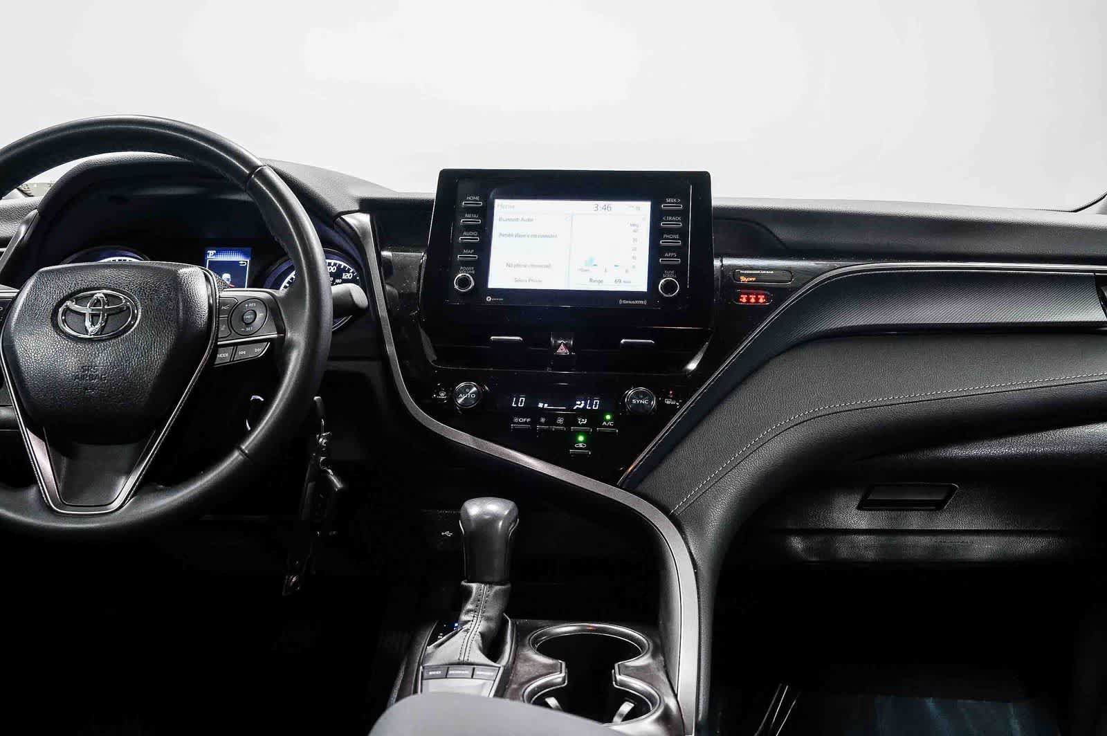 Certified 2024 Toyota Camry SE FWD image 14