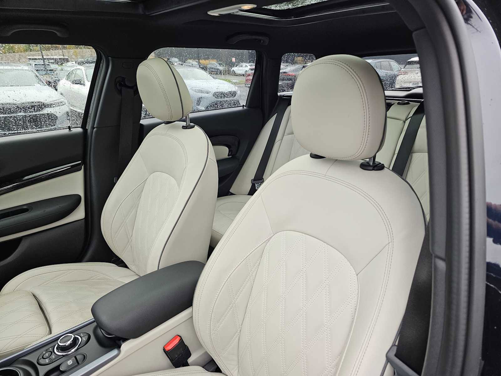 Used 2022 MINI Cooper Clubman John Cooper Works image 23