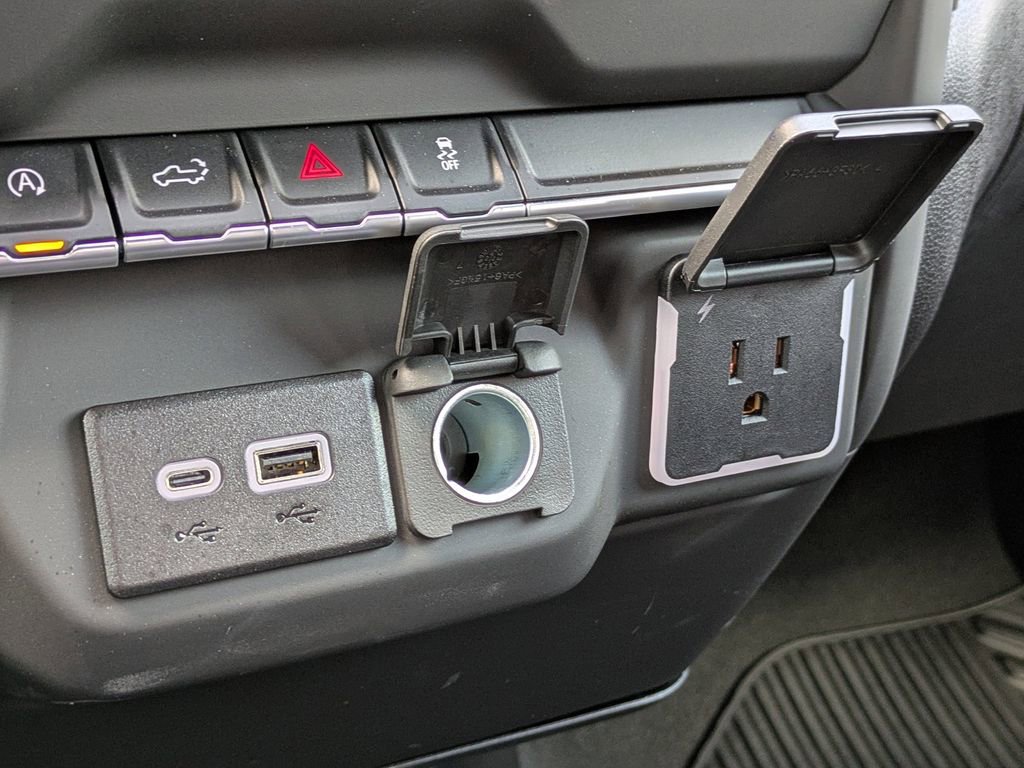 Used 2026 Chevrolet Silverado 1500 Custom image 22
