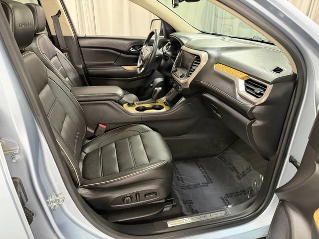 Used 2017 GMC Acadia Denali w/ Technology Package AWD/4WD image 7