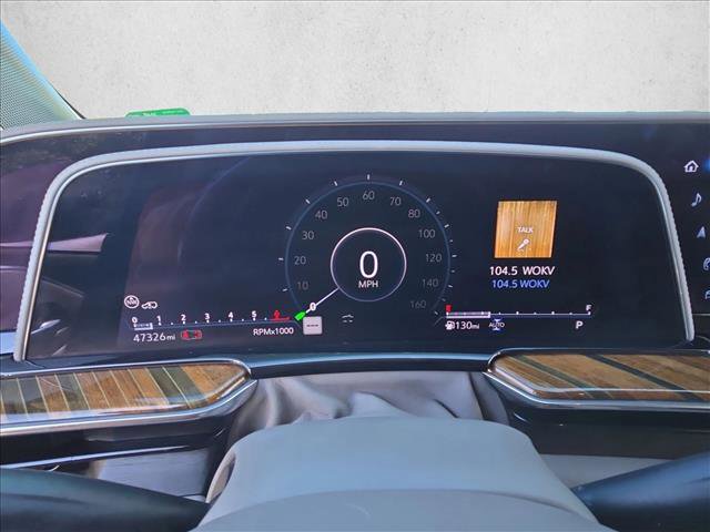 Used 2023 Cadillac Escalade ESV Sport Platinum w/ LPO, ONYX Package image 10