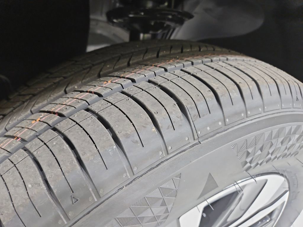 New 2026 Volkswagen Atlas SE image 26