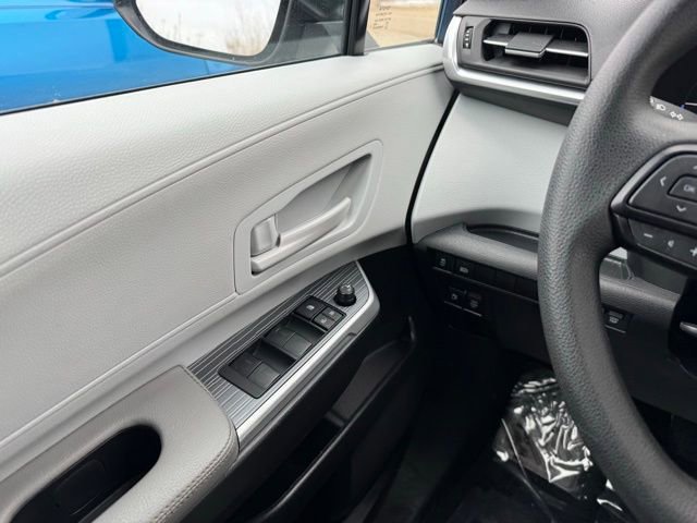 Certified 2025 Toyota Sienna LE image 35