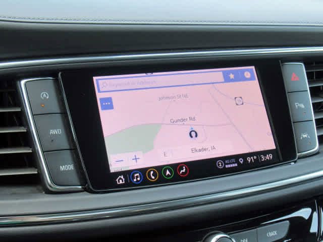 Used 2024 Buick Enclave Avenir w/ Avenir Technology Package image 23