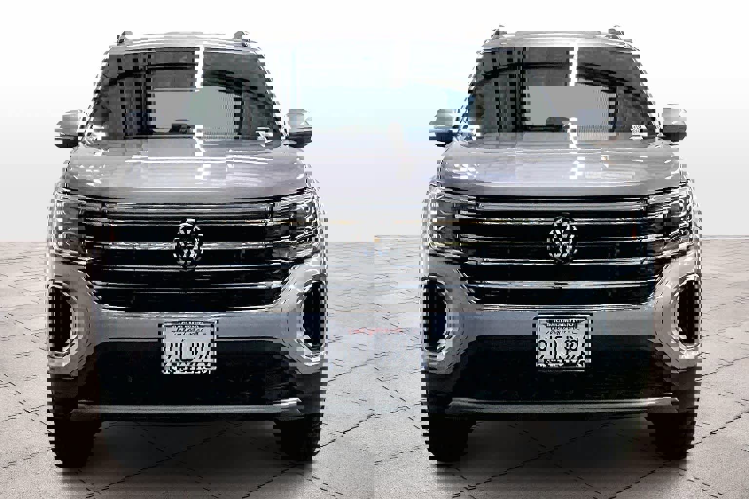 Used 2024 Volkswagen Atlas SE image 3