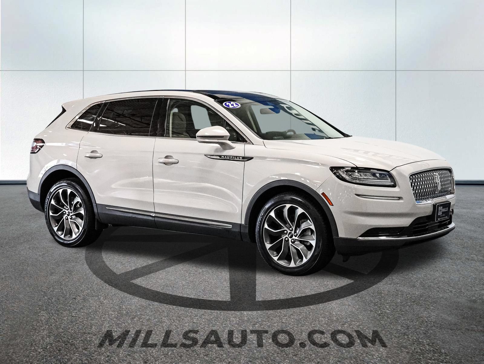 Used 2022 Lincoln Nautilus Reserve AWD/4WD image 10