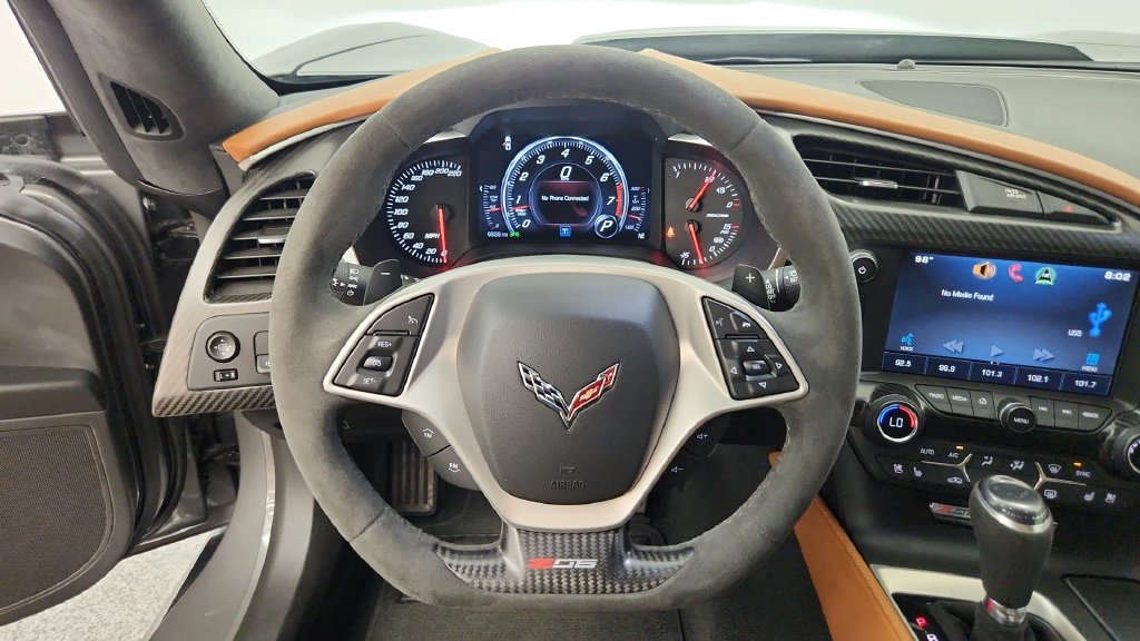 Used 2015 Chevrolet Corvette Z06 w/ 3LZ Preferred Equipment Group RWD image 40