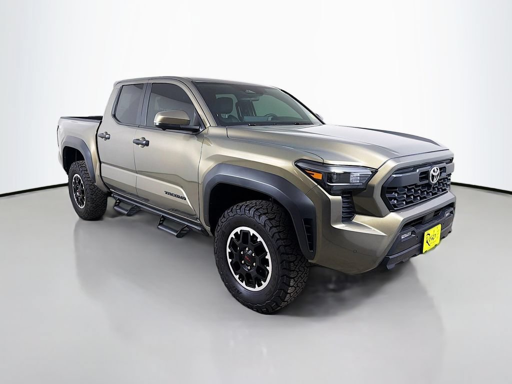 Certified 2025 Toyota Tacoma TRD Off-Road w/ TRD Off Road Premium Package AWD/4WD image 4