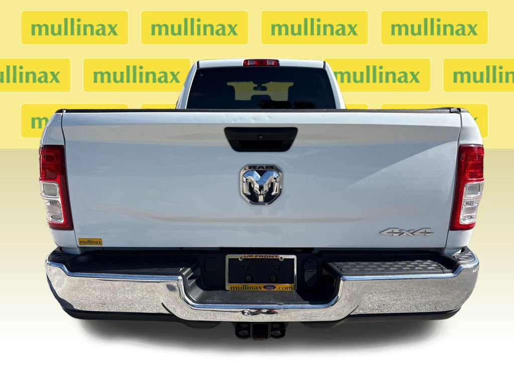 Used 2024 RAM 3500 Tradesman w/ Chrome Appearance Group AWD/4WD image 6