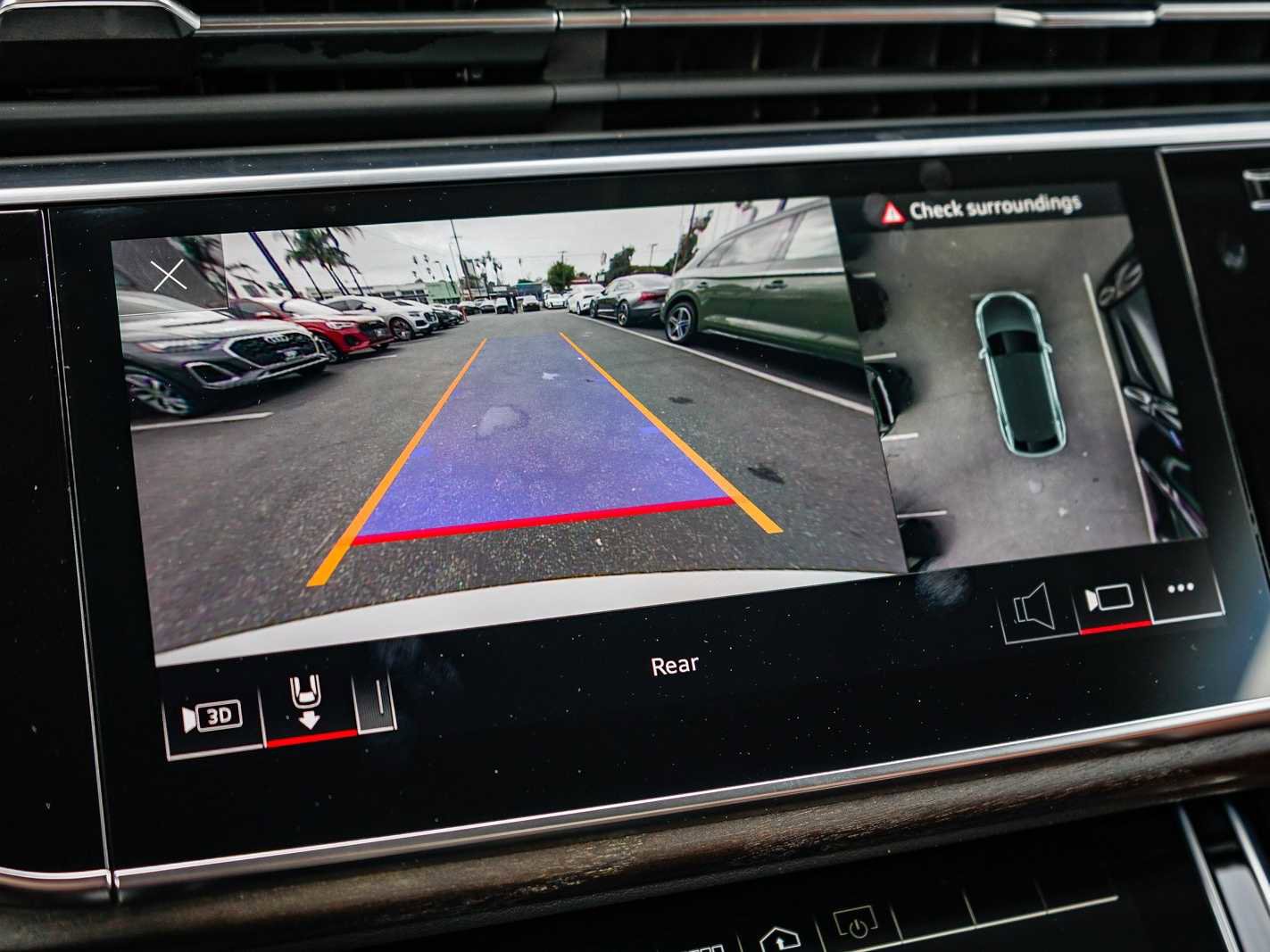 Used 2023 Audi Q8 Premium w/ Convenience Package image 23