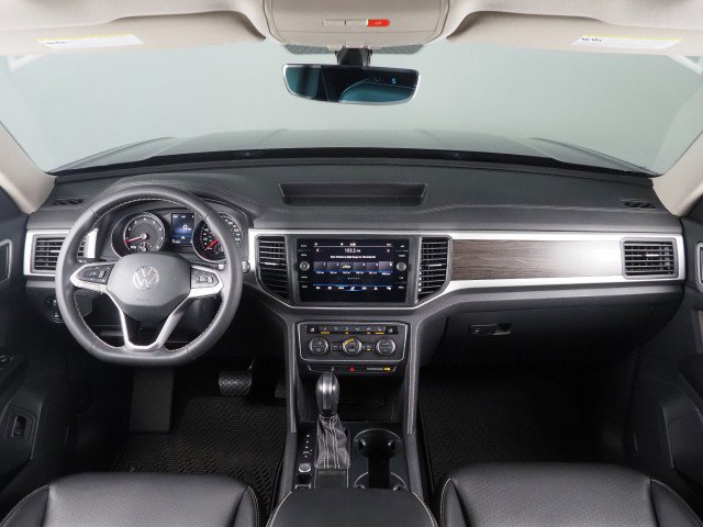 Used 2021 Volkswagen Atlas SE w/ Technology Package w/ Panoramic Sunroof Package image 53