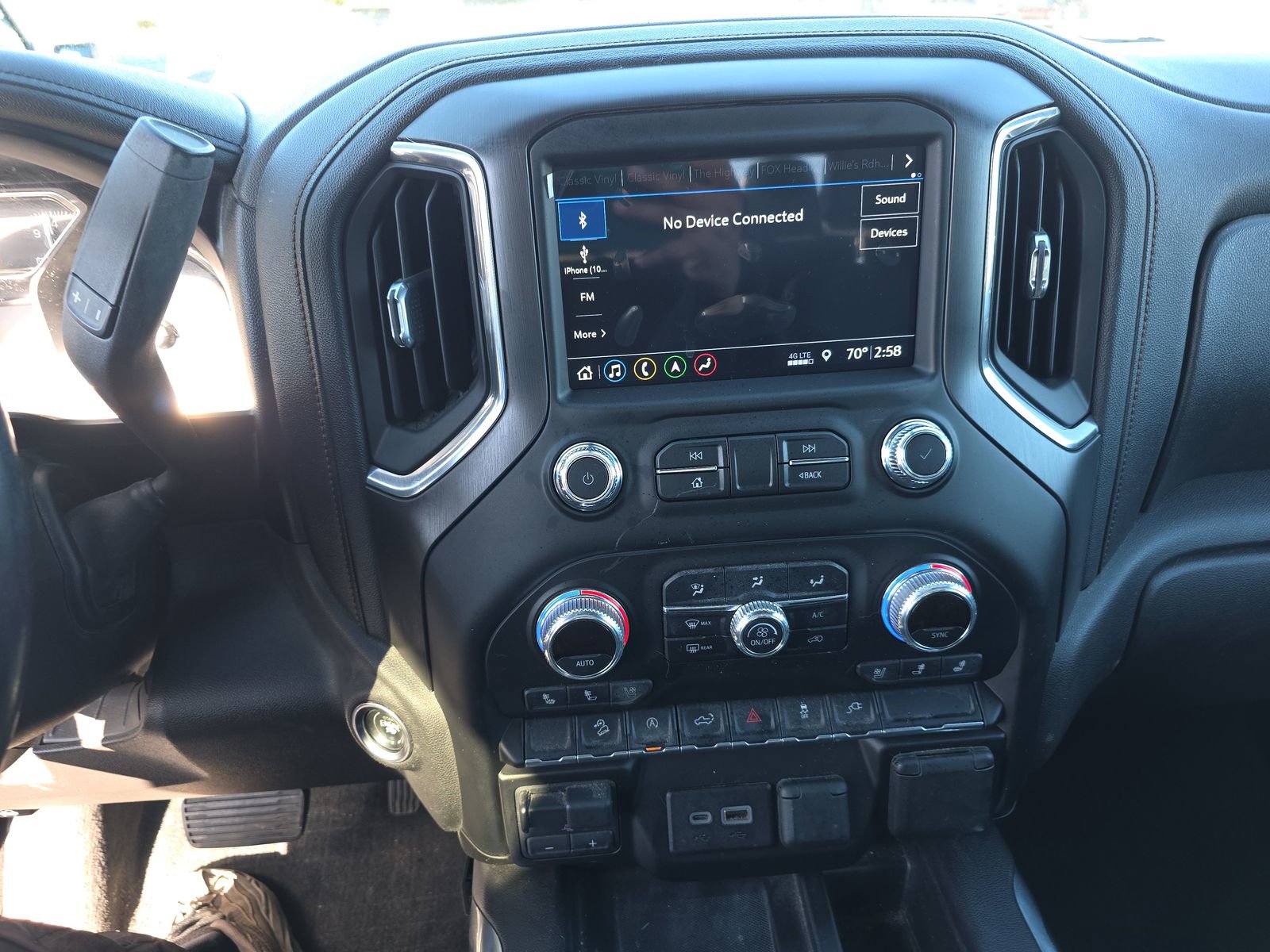 Used 2019 GMC Sierra 1500 AT4 w/ AT4 Preferred Package image 17