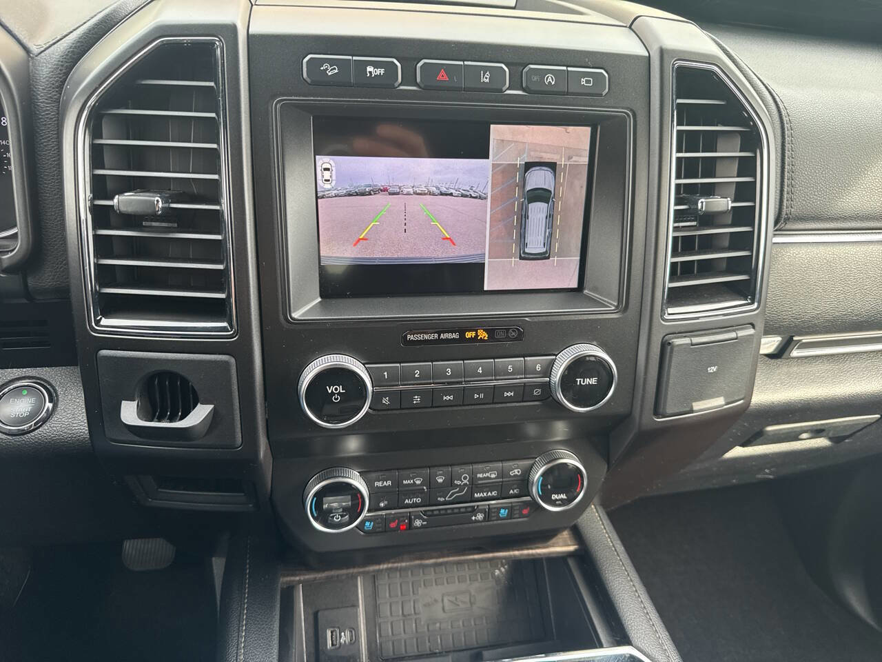 Used 2021 Ford Expedition Max Limited AWD/4WD image 31