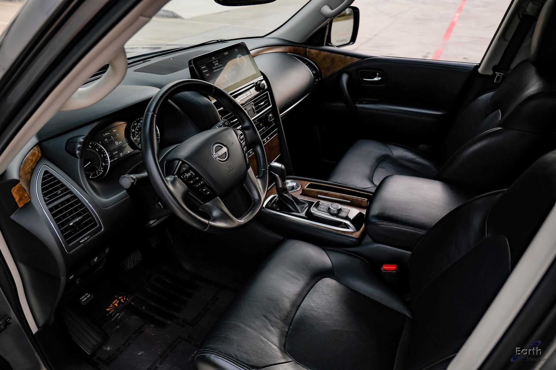 Used 2021 Nissan Armada SL w/ Captain's Chairs Package image 37