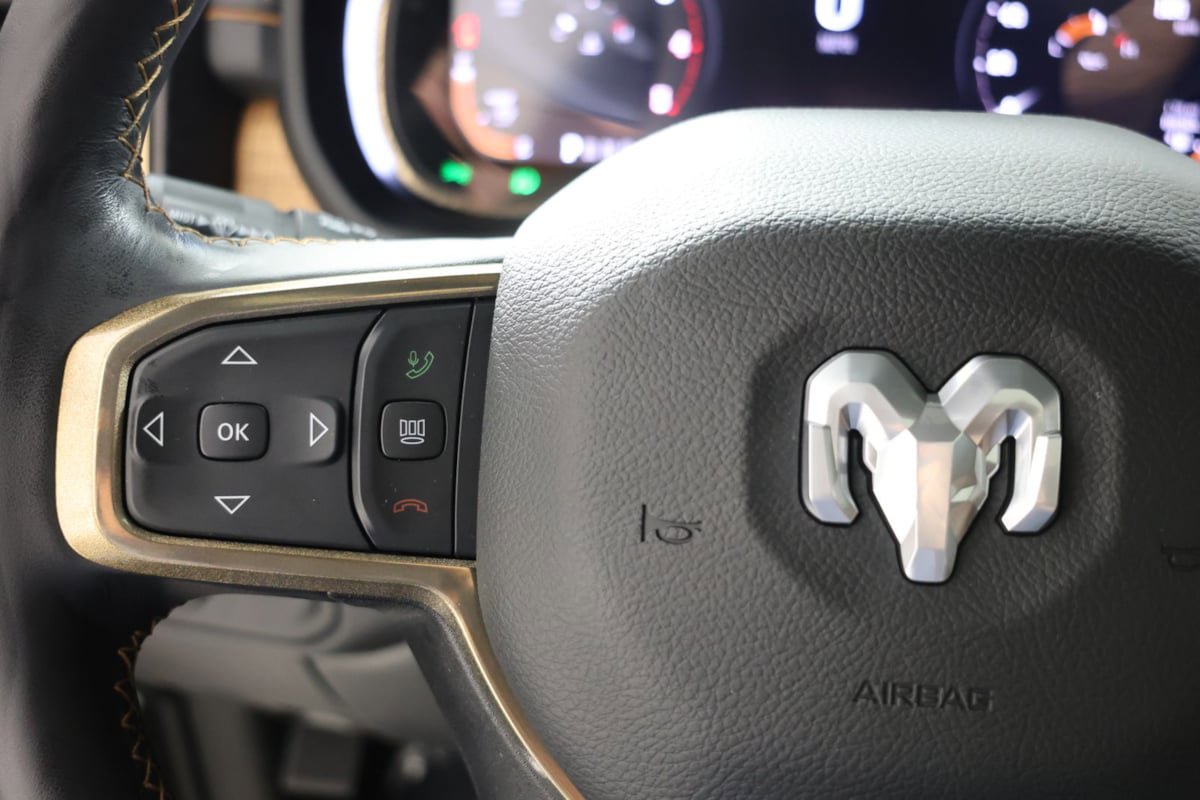 Used 2024 RAM 3500 Limited w/ Towing Technology Group AWD/4WD image 30