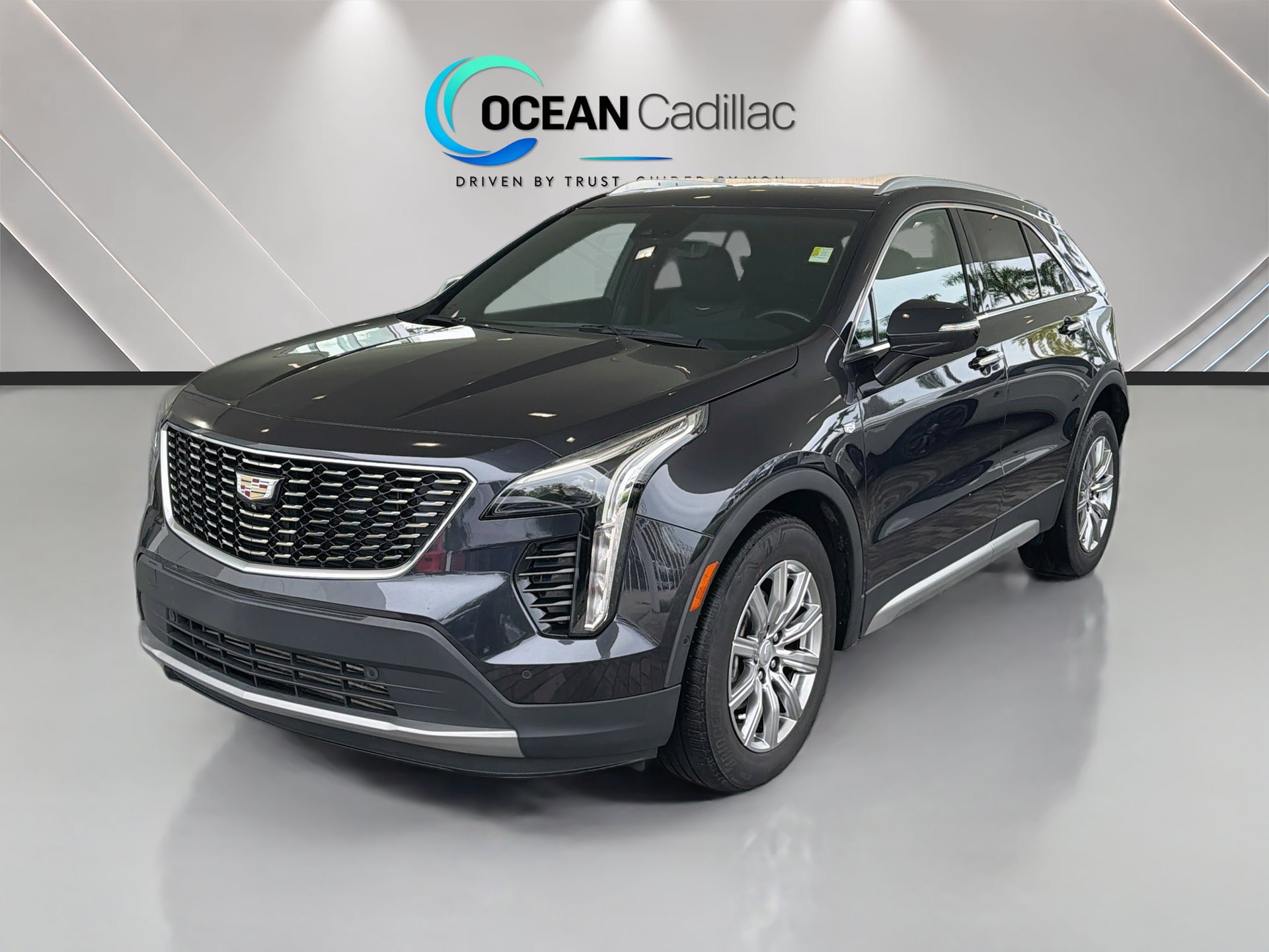 Certified 2022 Cadillac XT4 Premium Luxury w/ Enhanced Visibility Package