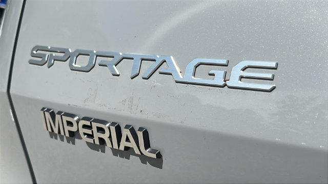 Used 2025 Kia Sportage SX AWD/4WD image 13