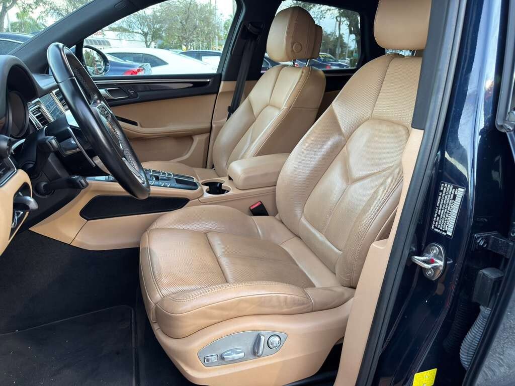 Used 2018 Porsche Macan image 11