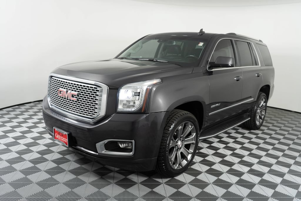 Used 2016 GMC Yukon Denali w/ Open Road Package AWD/4WD image 3
