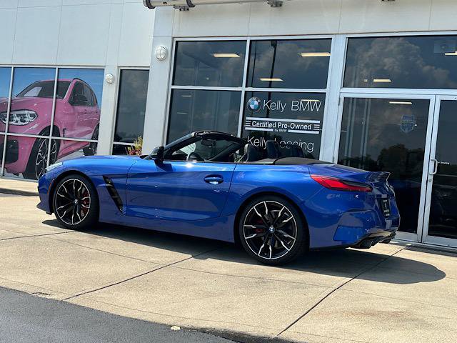 Used 2025 BMW Z4 M40i w/ Edition RWD image 9