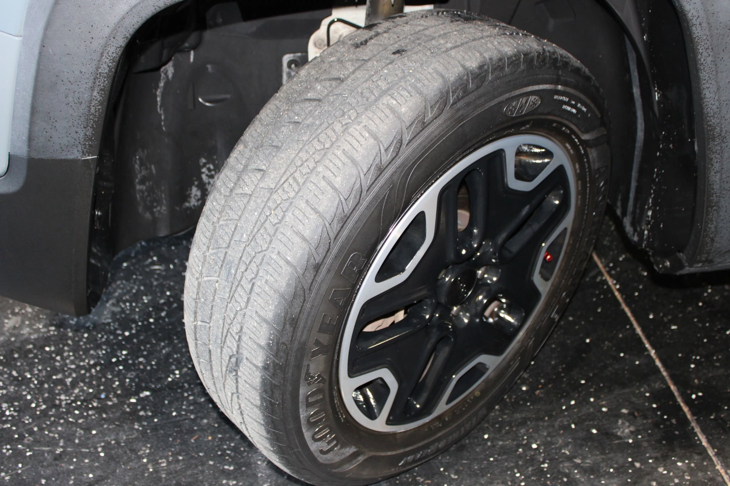 Used 2017 Jeep Renegade Trailhawk AWD/4WD image 28