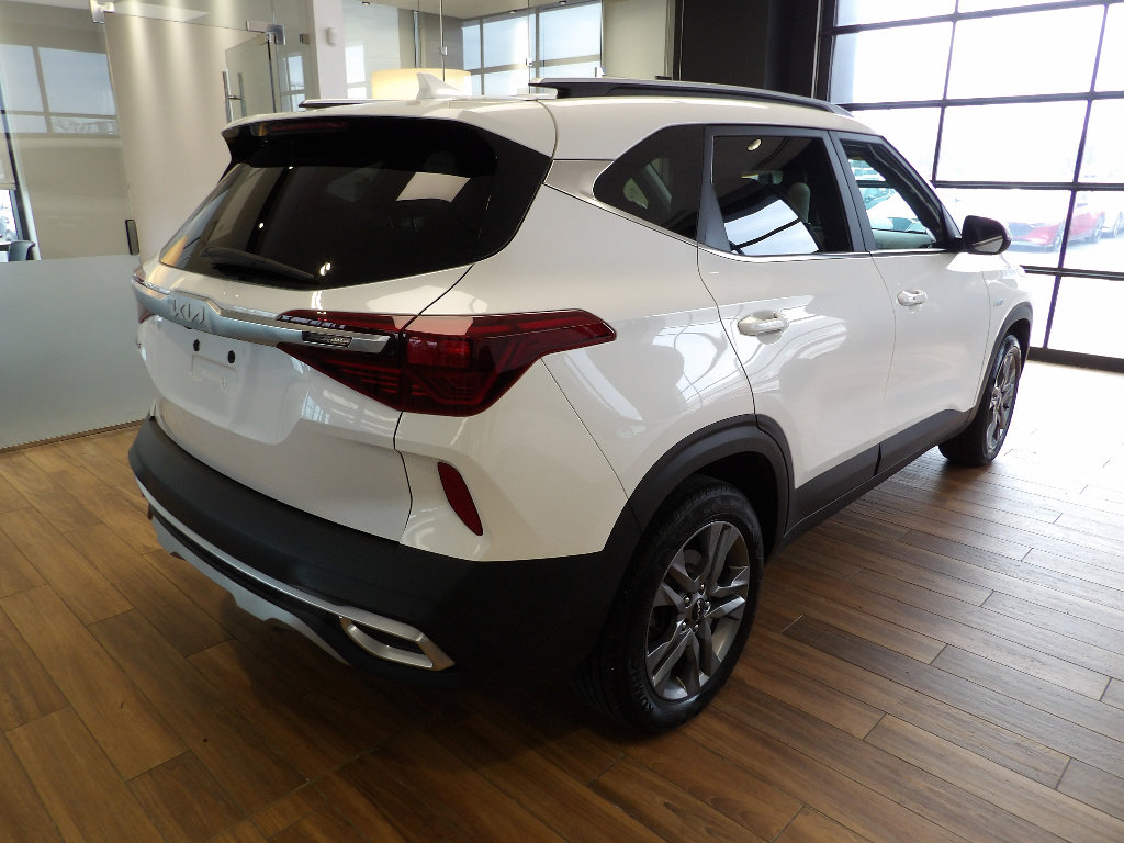 Used 2023 Kia Seltos S image 6