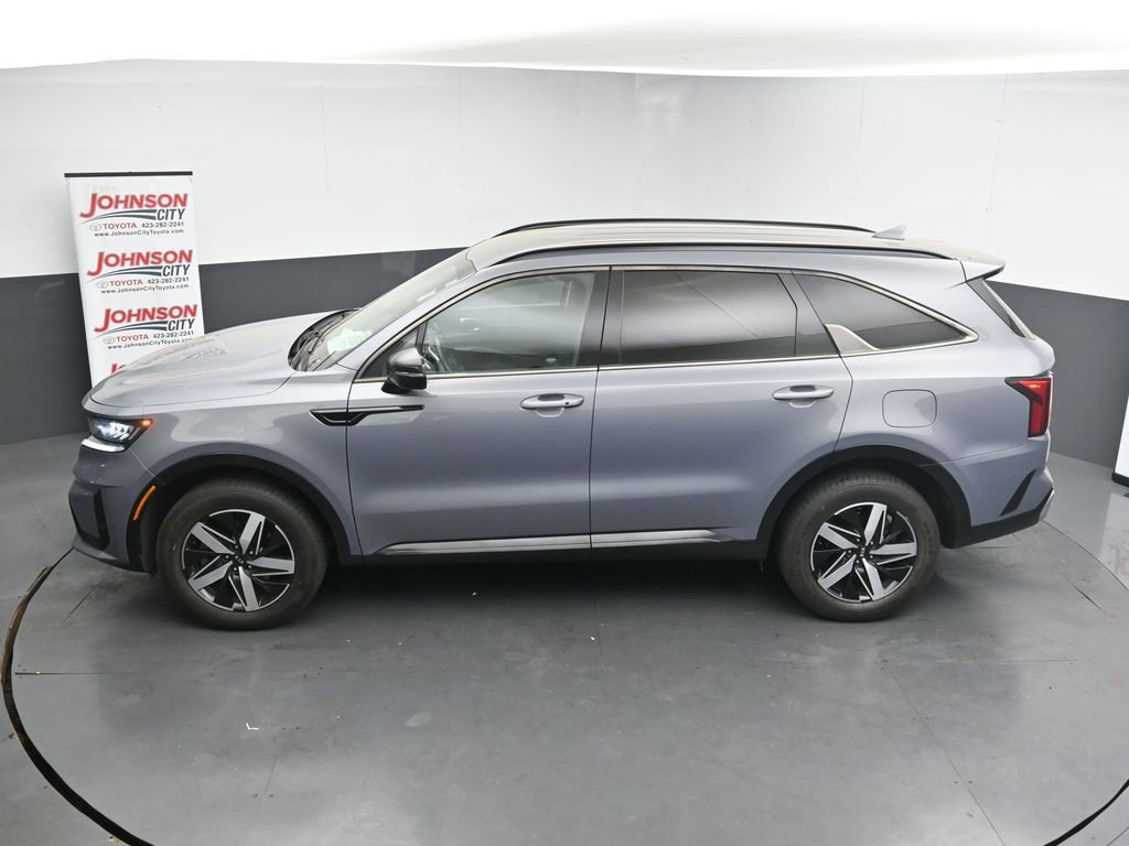 Used 2021 Kia Sorento EX image 13
