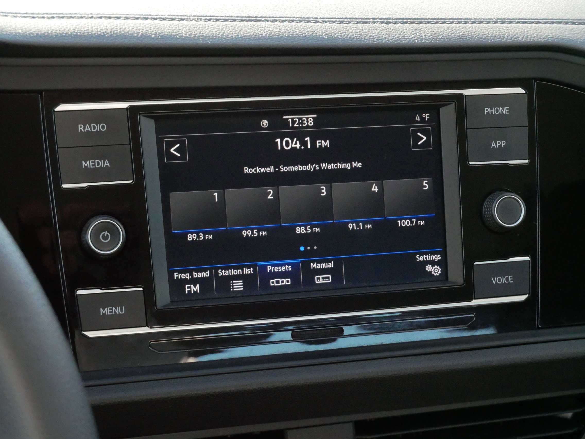 Certified 2023 Volkswagen Jetta S image 22