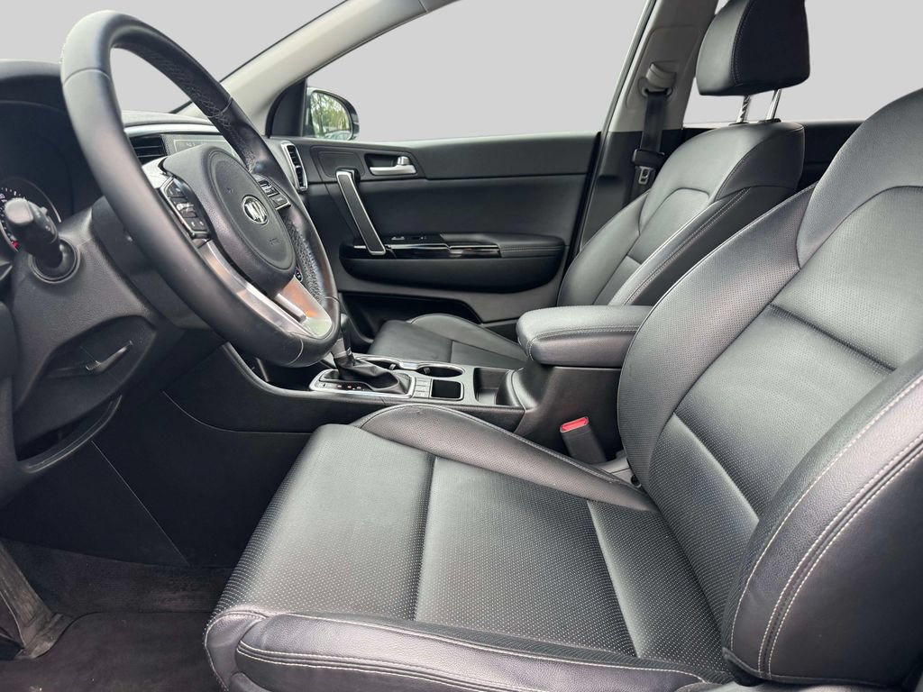 Used 2021 Kia Sportage EX AWD/4WD image 13