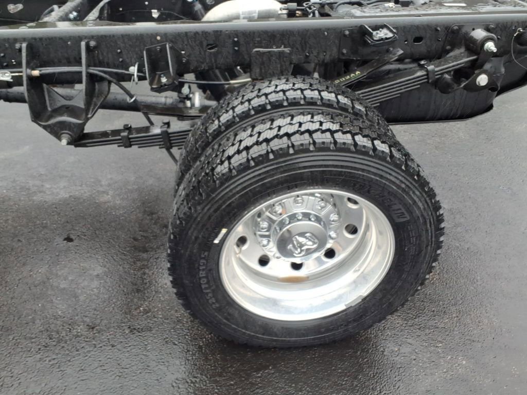 New 2026 RAM 5500 4x4 Crew Cab w/ Laramie Trim Package image 8