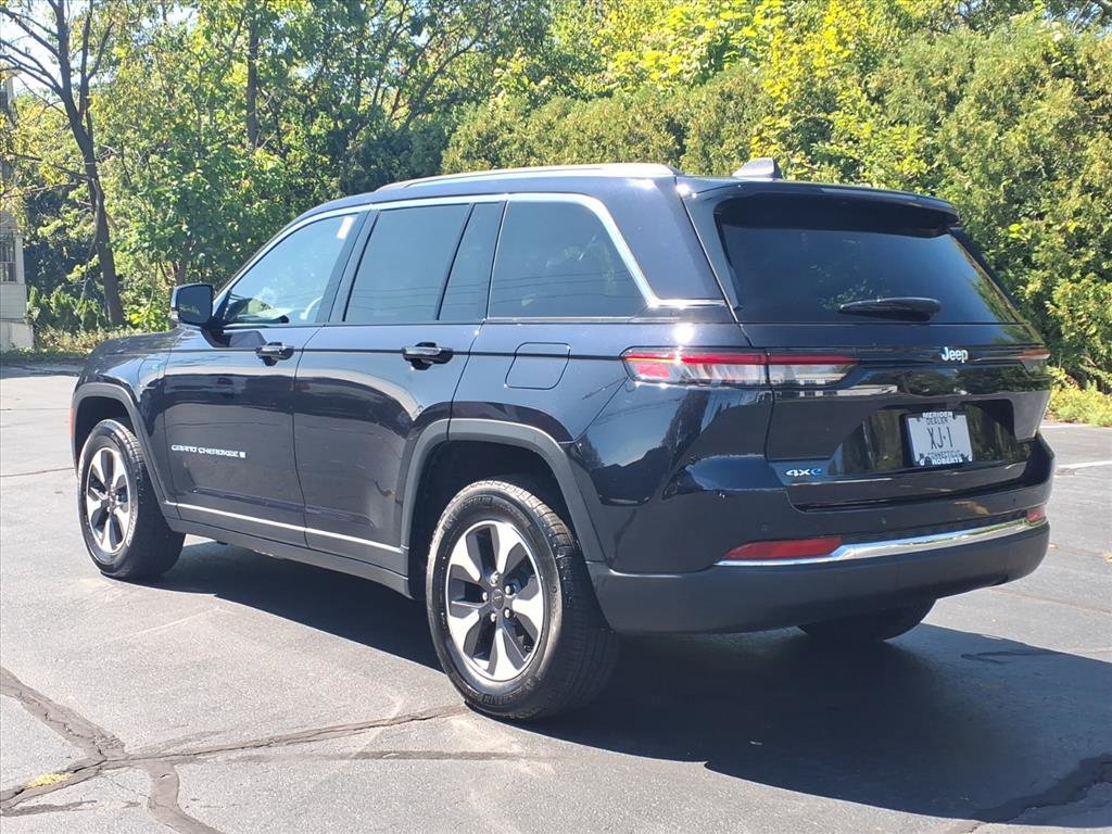 Used 2024 Jeep Grand Cherokee Limited 4xe image 3