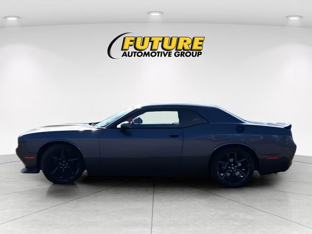 Used 2019 Dodge Challenger R/T w/ Driver Convenience Group RWD image 7