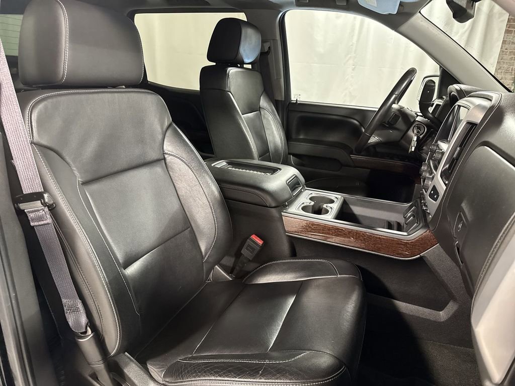 Used 2017 GMC Sierra 1500 SLT w/ SLT Premium Package image 32