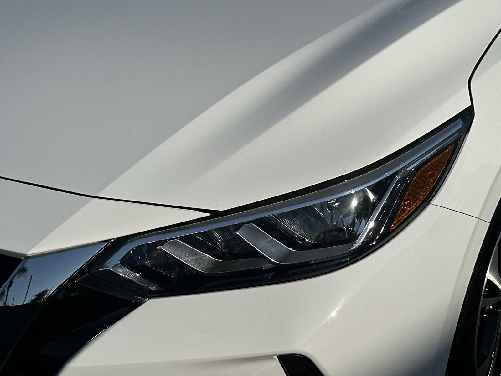 Used 2023 Nissan Sentra SV FWD image 11