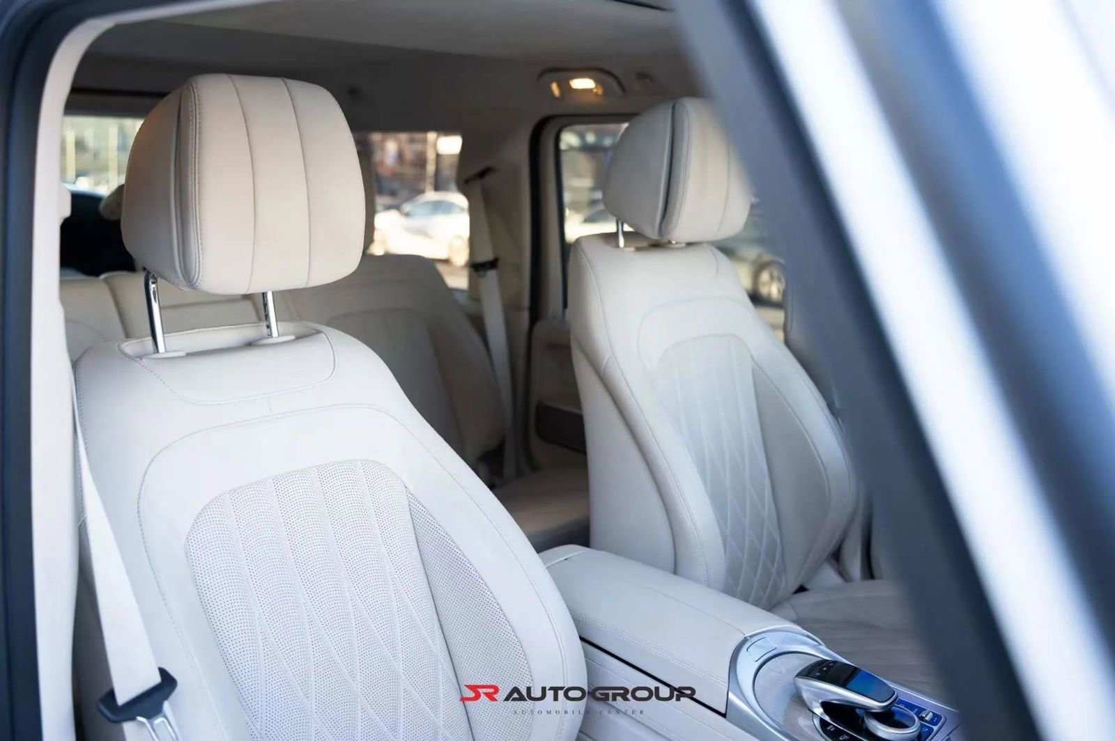 Used 2023 Mercedes-Benz G 550 image 3