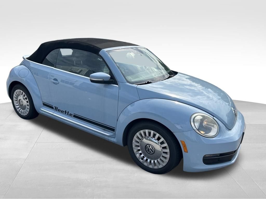 Used 2013 Volkswagen Beetle 2.5 FWD image 18