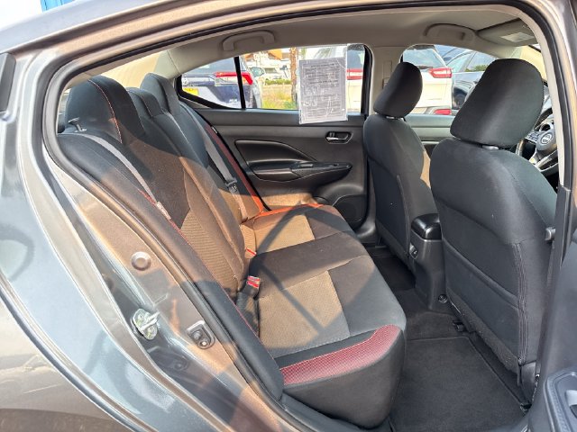 Used 2024 Nissan Versa SR FWD image 10