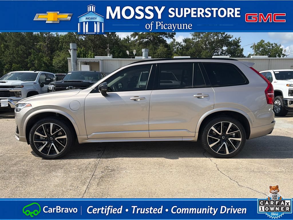 Used 2023 Volvo XC90 T8 Plus w/ Protection Package AWD/4WD image 3