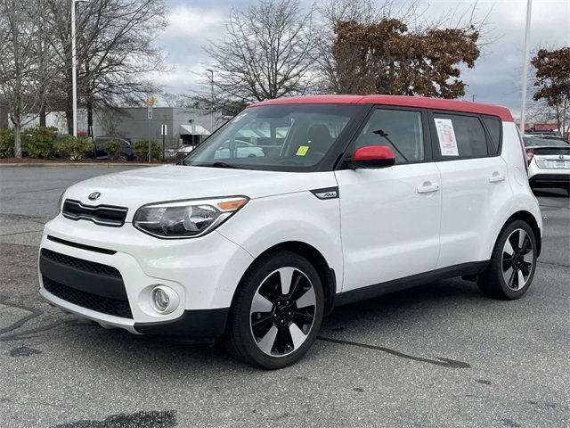 Used 2017 Kia Soul + w/ Designer's Package video 1