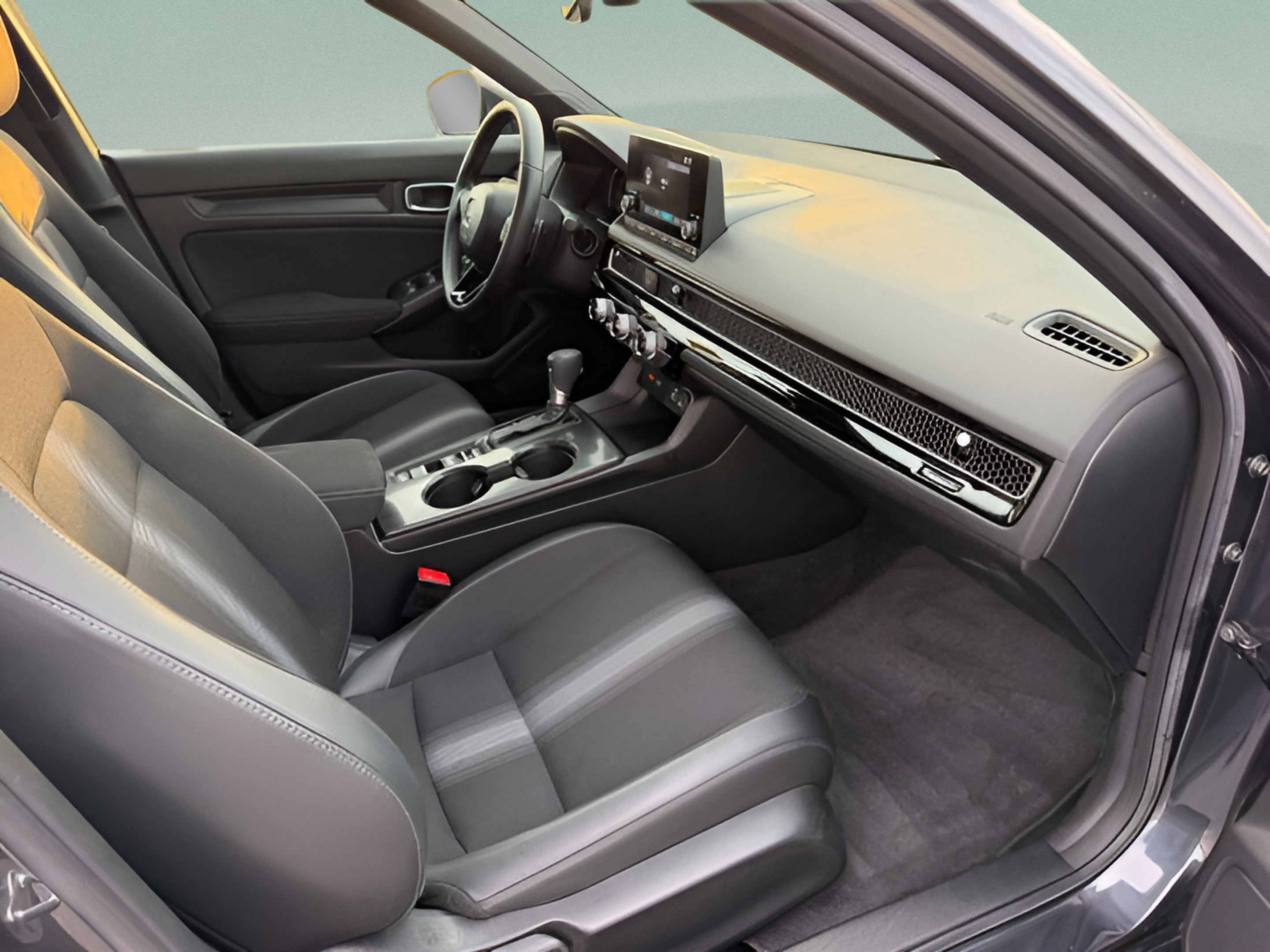 Used 2024 Honda Civic Sport image 28