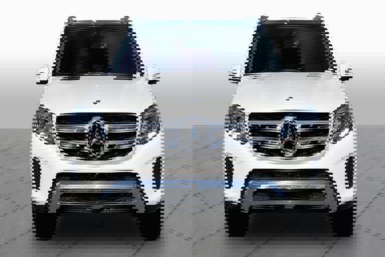 Used 2017 Mercedes-Benz GLS 450 4MATIC image 4