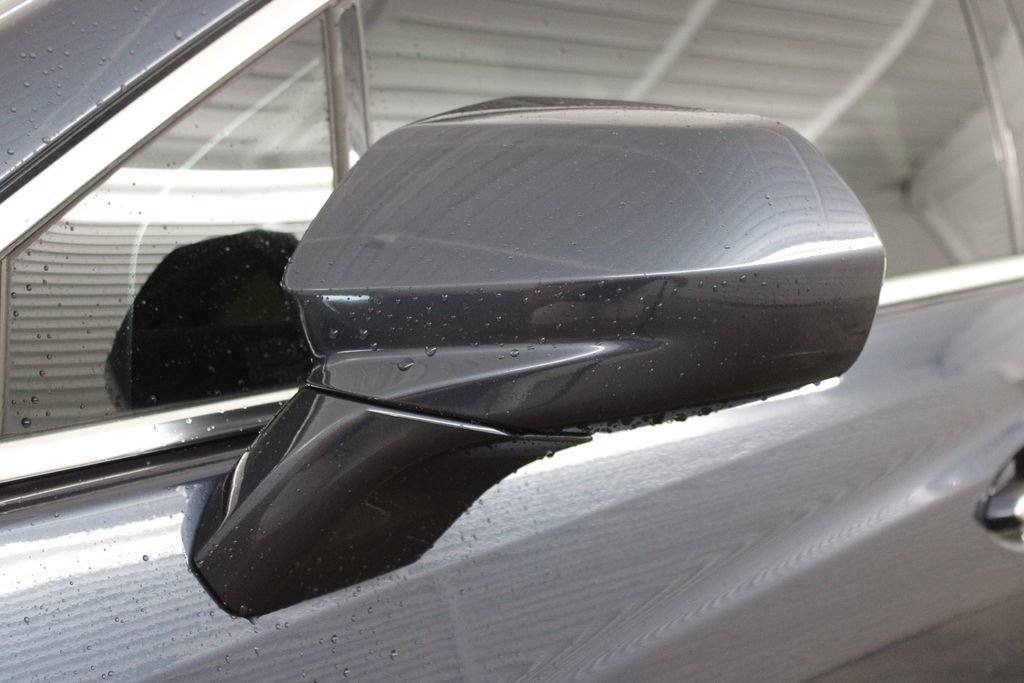 Used 2019 Cadillac XT5 FWD image 7